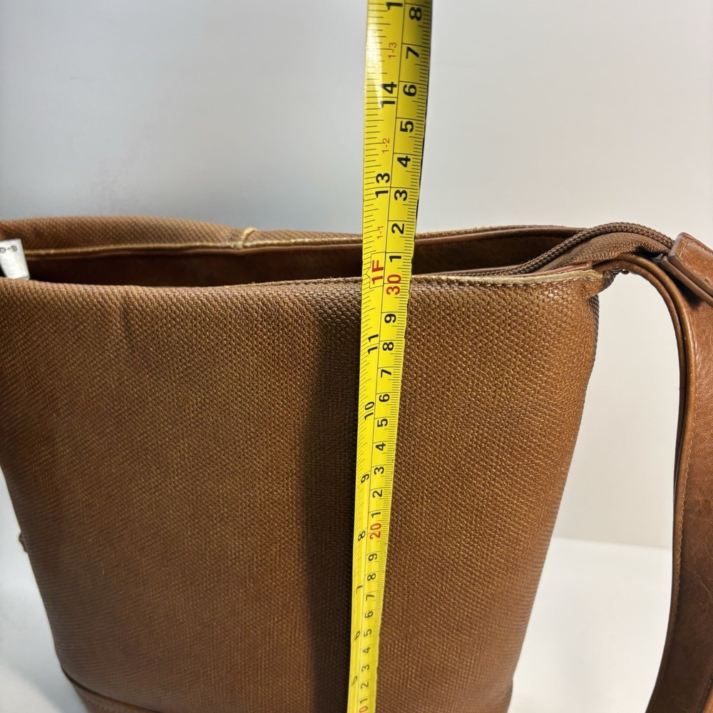 S-Q Vegan Leather Crossbody Bag Brown Shoulder Purse Zip Closure Casual Chic - Picture 10 of 13